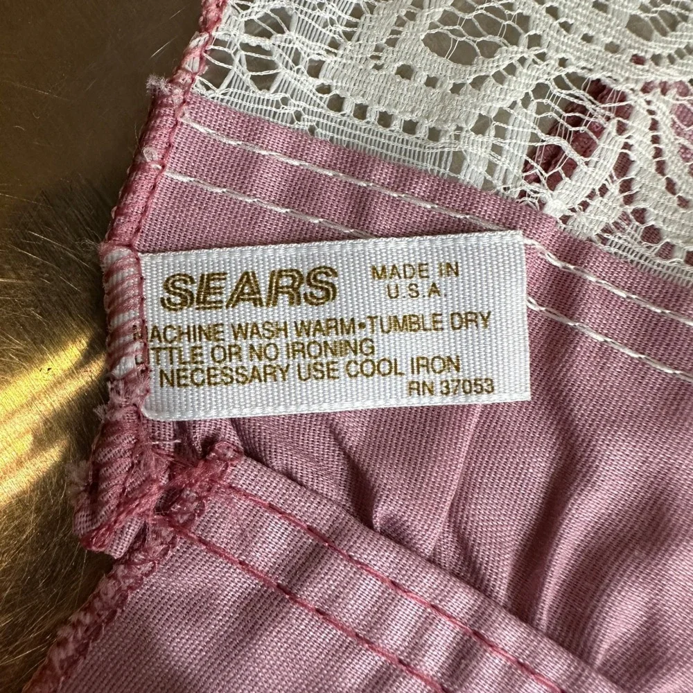 VTG Sears Mauve Pink Ruffled Lace Trim‎ Window Valance Panel Made in USA 17X79
